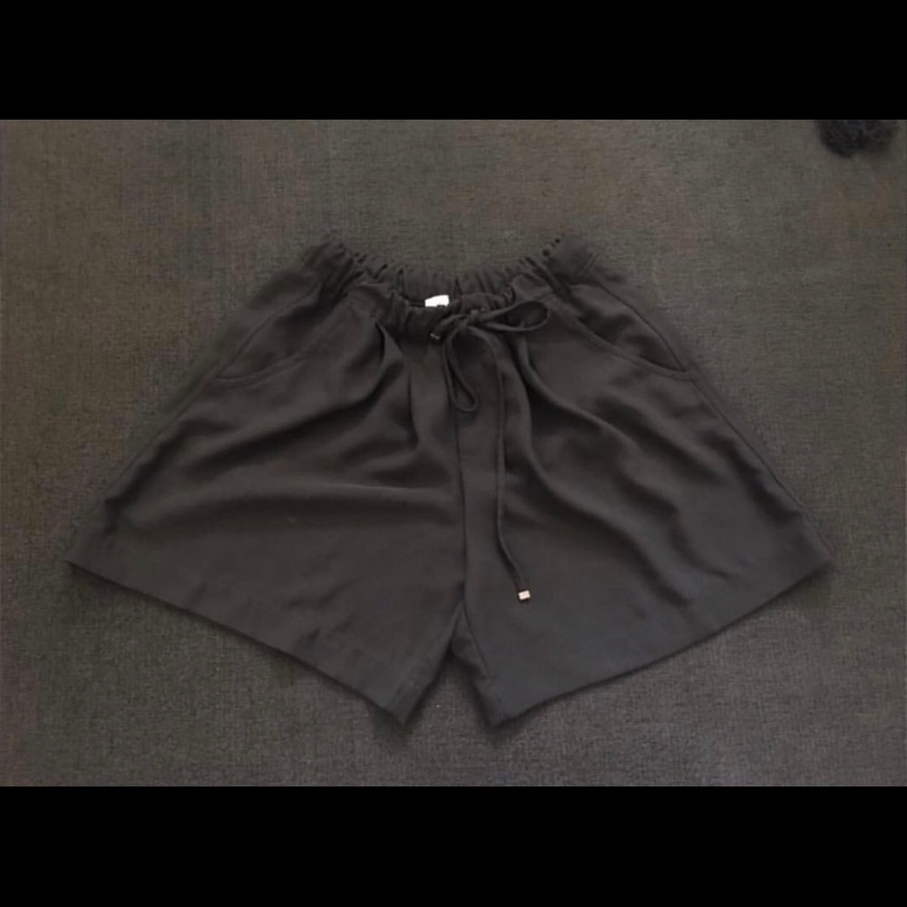 GAP paper bag shorts